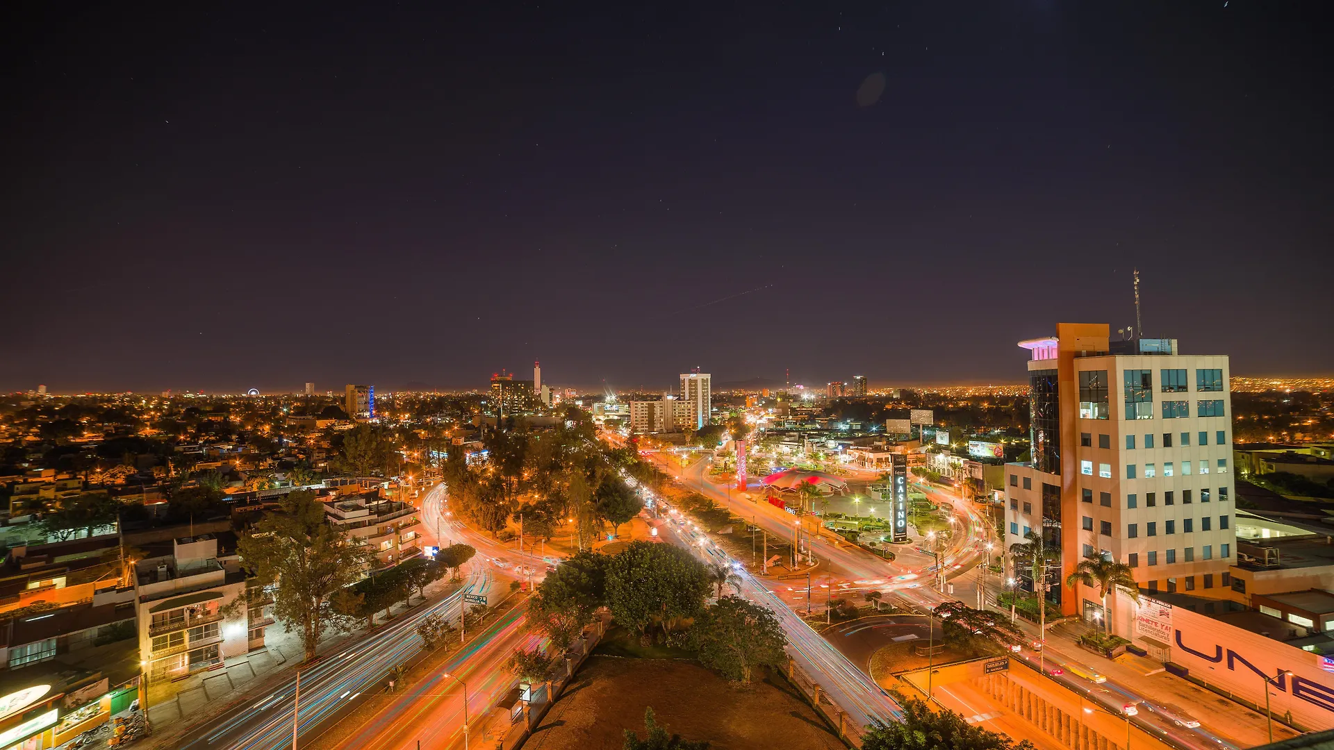 Holiday Inn Guadalajara Expo Plaza Del Sol By Ihg Zapopan Hotel