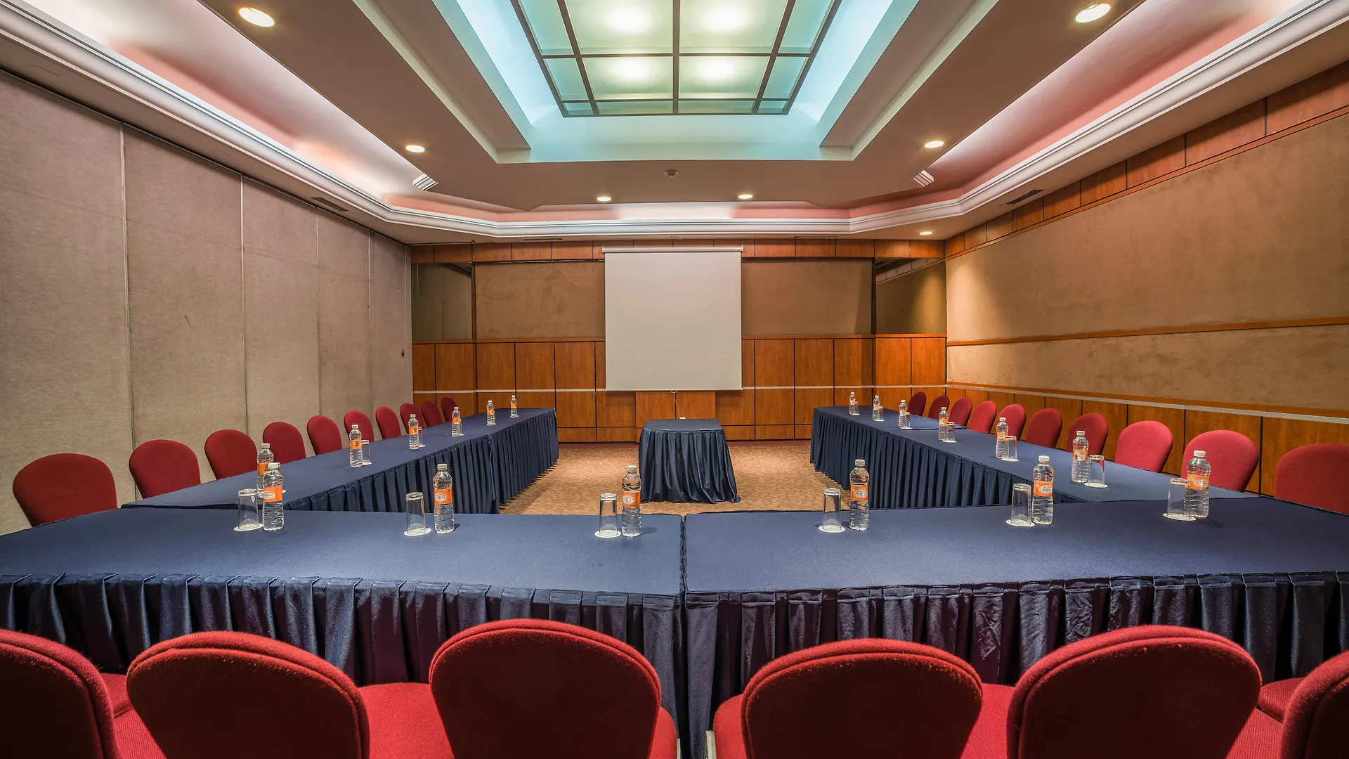 Holiday Inn Guadalajara Expo Plaza Del Sol By Ihg Zapopan Hotel