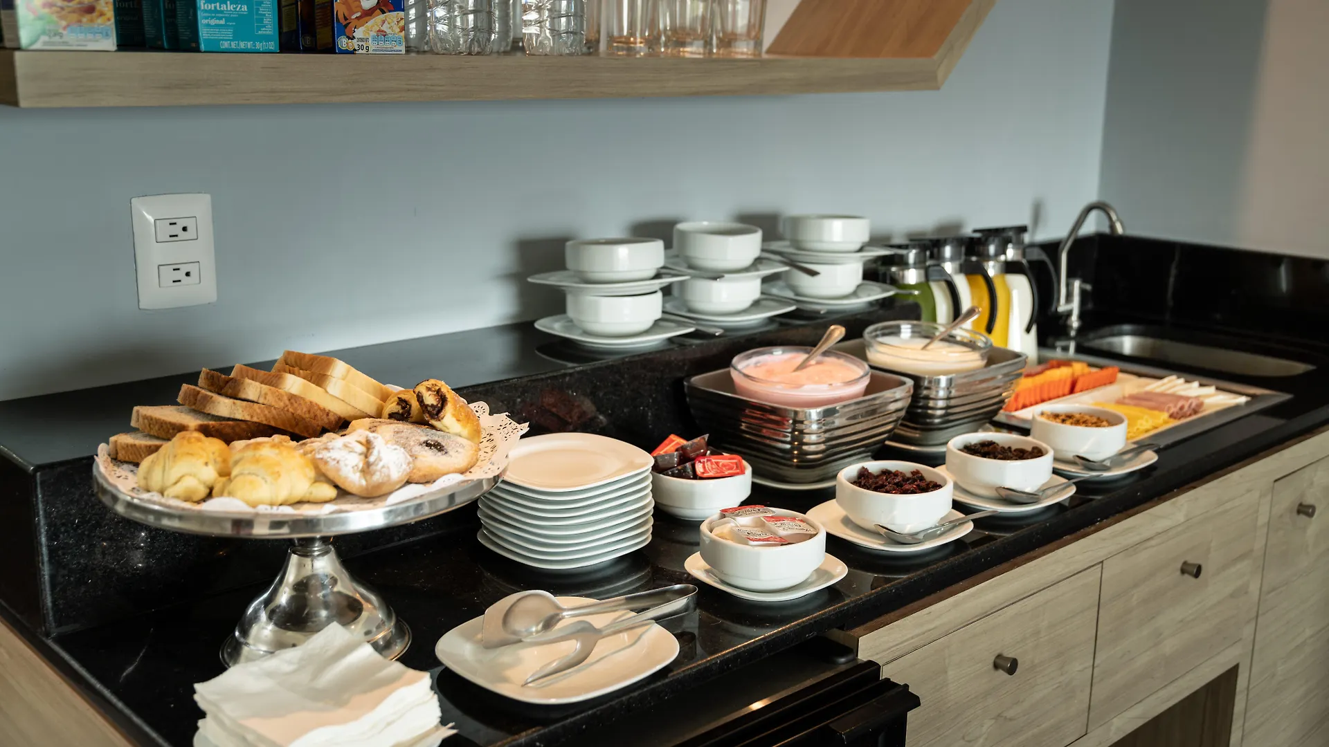 Holiday Inn Guadalajara Expo Plaza Del Sol By Ihg Zapopan Hotel