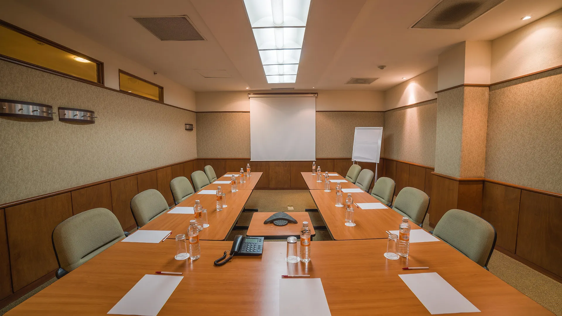Hotel Holiday Inn Guadalajara Expo Plaza Del Sol By Ihg Zapopan